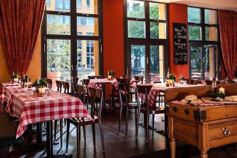 Hotel Elbflorenz Dresden